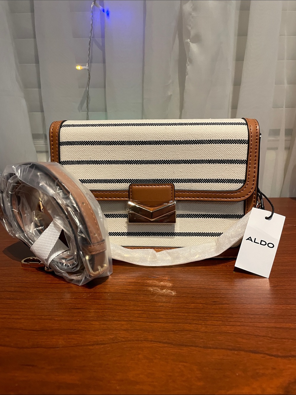 NWT ALDO Women's Striped Canvas Crossbody Bag in White and Brown - Picture 2 of 10